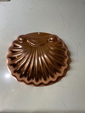 Vintage Wear-Ever Copper Shell Mold #2980 – 6 Cup – Coastal Kitchen Wall Decor